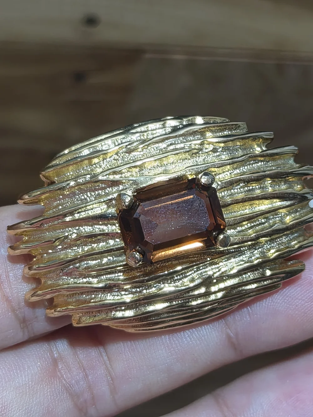 Liz Claiborne Gold-Tone Chain  Pendant with Brown Gem
